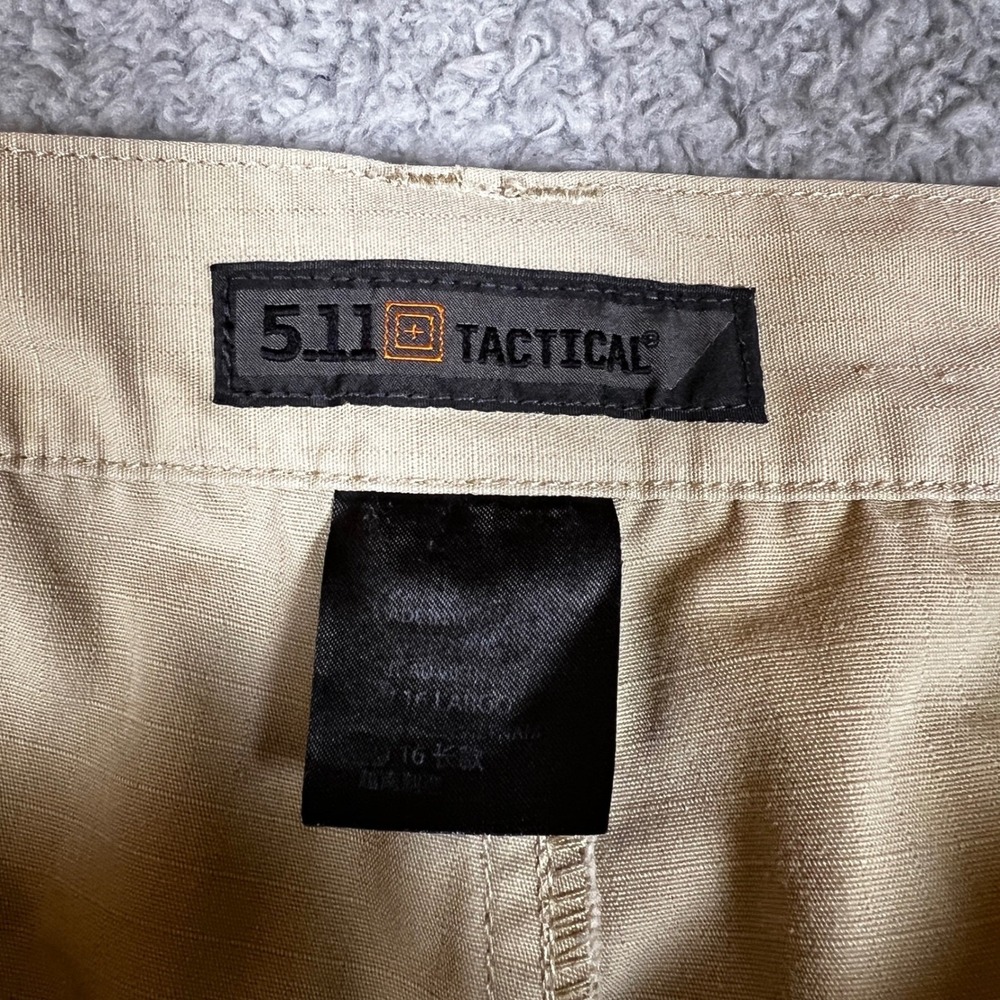 5.11 Tactical Cargo Pants Mens 34x32 Tan Good Ripstop Utility Workwear - Picture 4 of 9